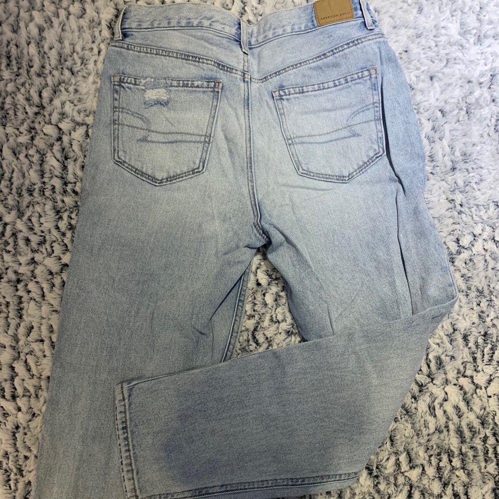 AE Light Vintage Mom Jeans - Picture 3 of 4